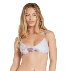 Volcom Womens Follow The Cloud Scoop - Eggplant