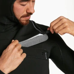 Volcom Modulator 4/3mm Hooded Chest Zip Wetsuit - Black FA23 -Surf Pro Shop vlcm 0004 Layer5